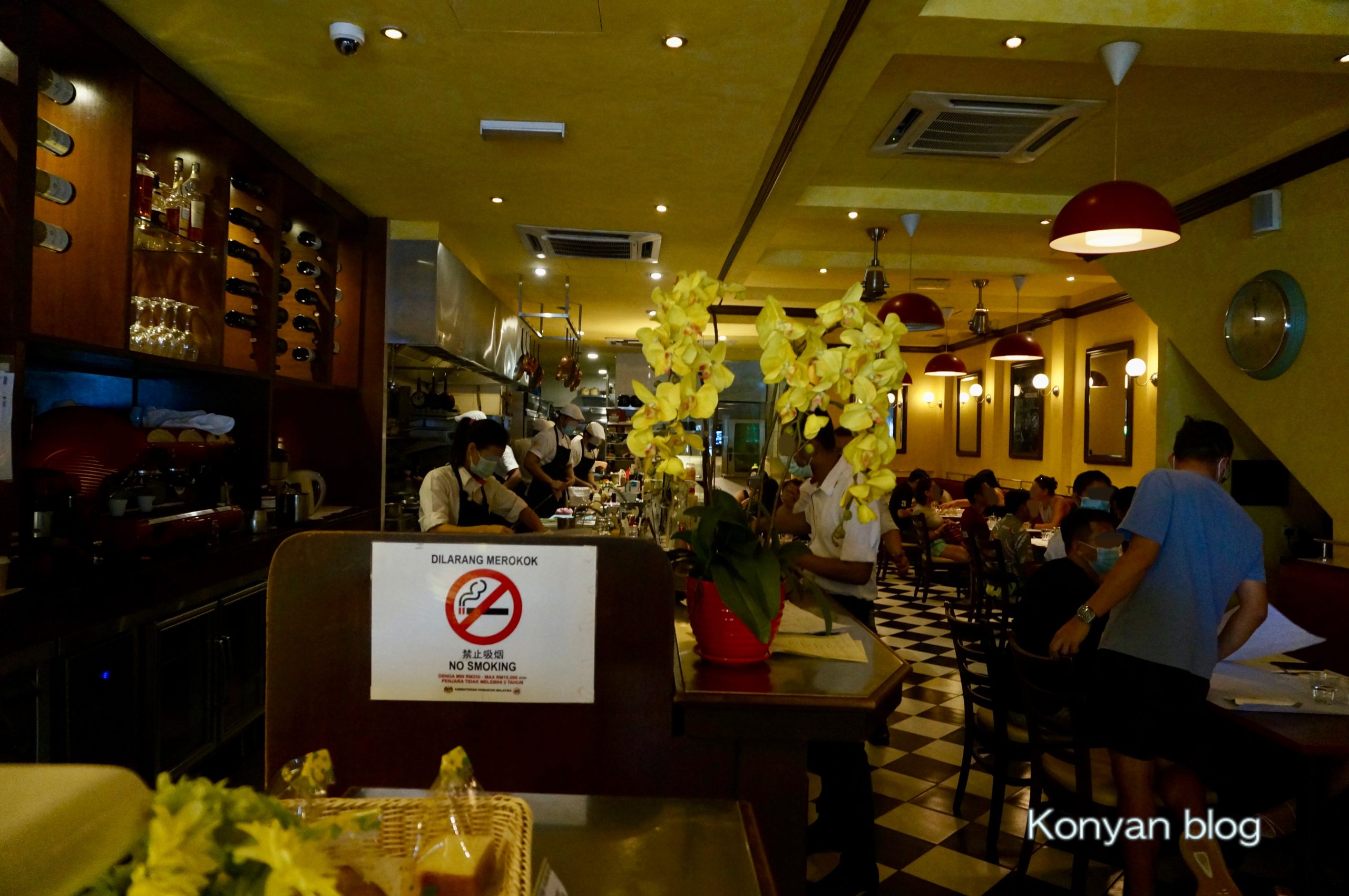 Yeast 店内