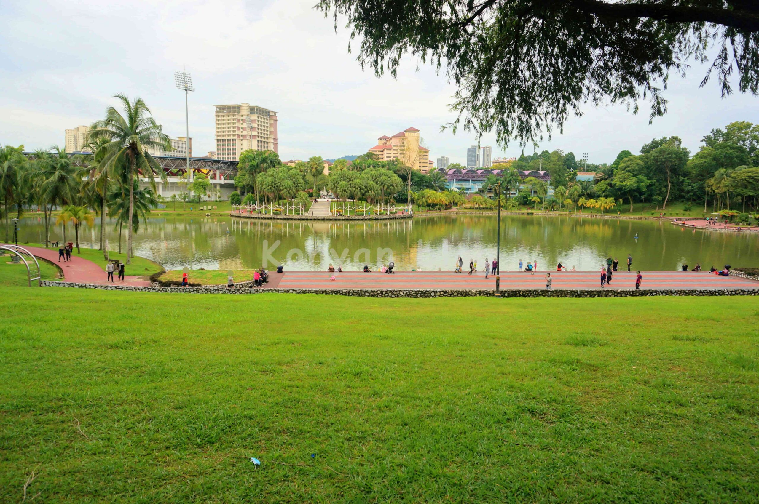 Taman Tasik Permaisuri 公園 池