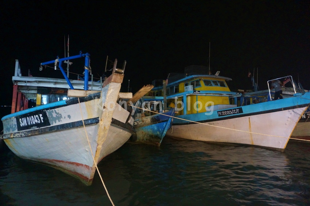 Todak Waterfront Hawker Center 海鮮大排擋 船