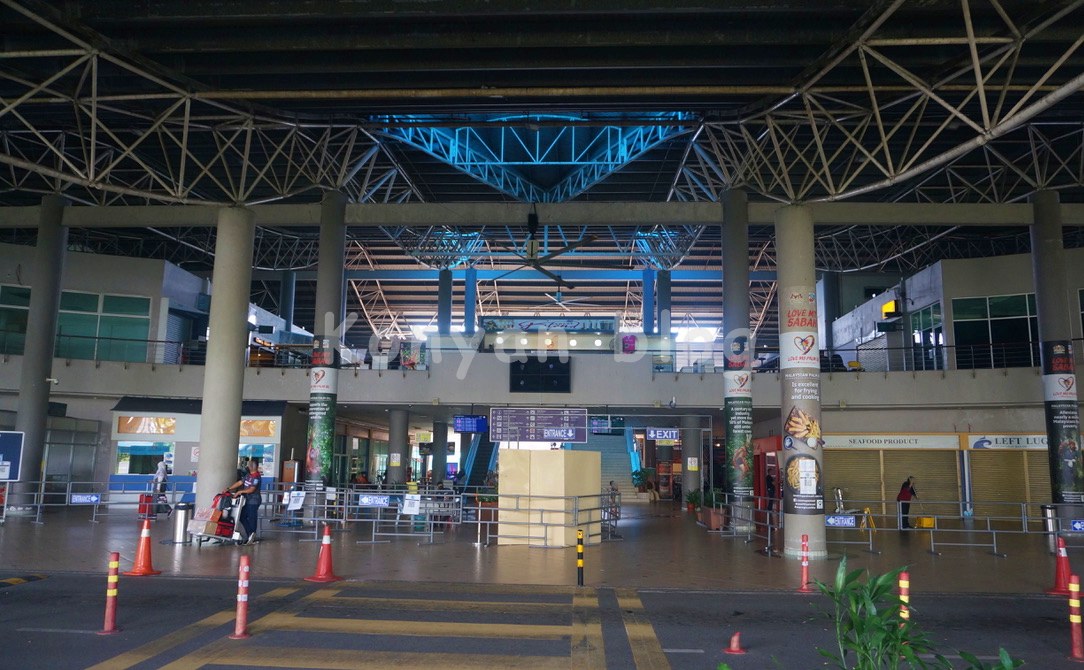 Tawau空港 入り口 正面