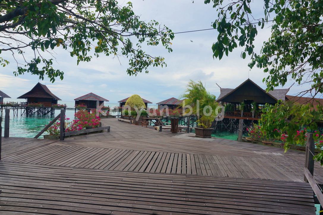 Sipadan Kapalai Dive Resort 歩道橋 リゾート内風景