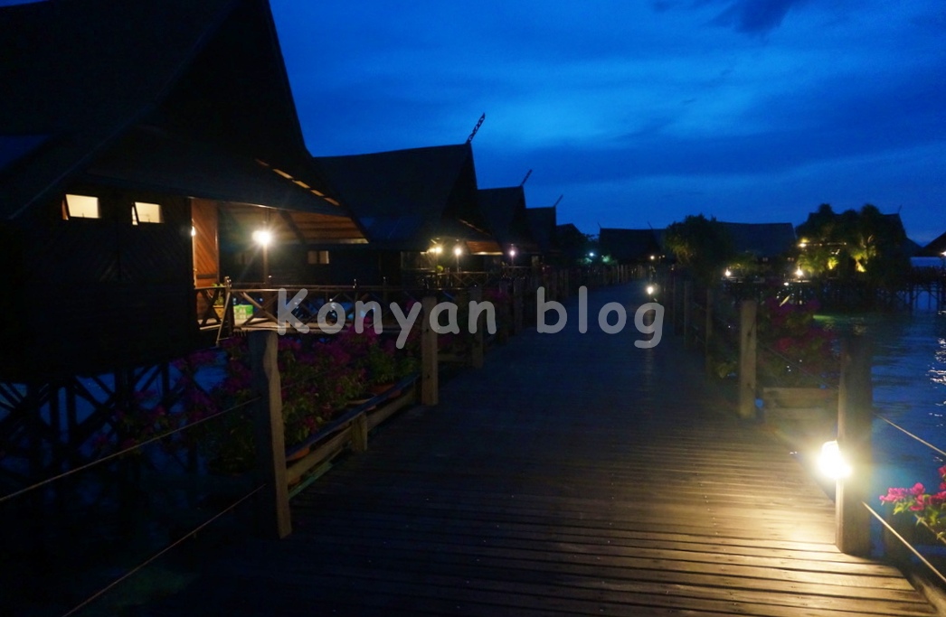 Sipadan Kapalai Dive Resort 夜の歩道