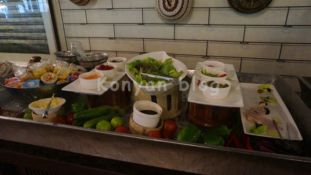 Tanjong Jara Resort 朝食 breakfast buffet di atas sungei