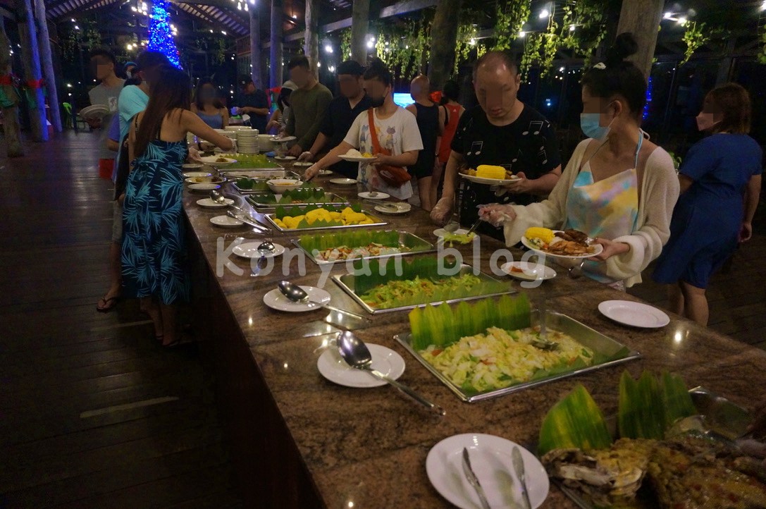 Sipadan Kapalai Dive Resort dinner buffet