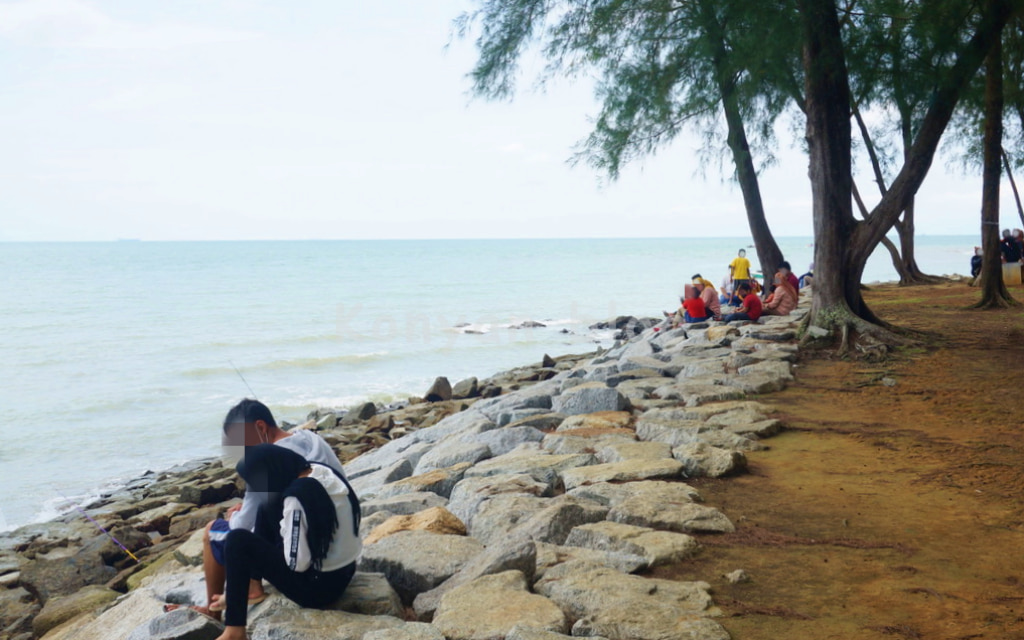 Pantai Cahaya 海岸沿い デート